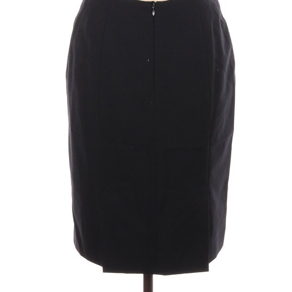 Doc & Amelia by Cintas 
size 8 - Picture 3 of 13